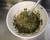 Une image de l'étape 10 de Nids de jeunes poireaux sauce cornichons oignons.