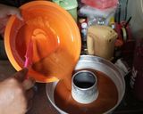 Foto langkah ke 6 dari resep Bolu karamel/ Bolu sarang semut.
