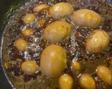 Foto langkah ke 7 dari resep Semur Telur.