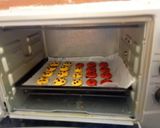 A picture of step 5 of Tri colour choco chips cookies.