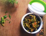 सात्विक कारल्याची भाजी (karlyachi bhaji recipe in marathi) रेसिपी स्टेप 4 फोटो 