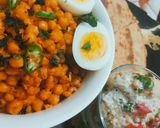 A picture of step 9 of Chana tikka masala.