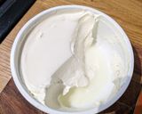 A picture of step 4 of Easy Mascarpone, bacon and chilli pasta.