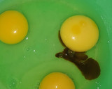 Foto del paso 1 de la receta: Torta invertida de manzanas económica