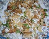 A picture of step 6 of Samosa Chaat.