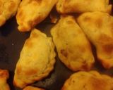 Foto del paso 5 de la receta: Empanadas de caballa livianitas al parrigas (sin aceite ni grasa)