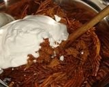 Kolbászos sajtos csiga, ahogy mi szeretjük recept fázis 3 fotója
