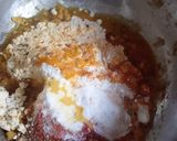 A picture of step 1 of Namkeen Paneer Paratha.