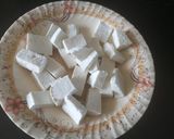A picture of step 2 of Shahi Nawabi paneer white gravy restaurant style.