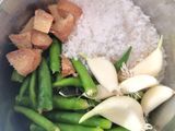 मलबारी अप्पम् विथ पोटॅटो स्टयू (appam with potato stew recipe in marathi)
