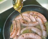 Foto del paso 4 de la receta Salchichas de pollo flameadas con vino blanco y miel 🍇🍯🔥