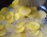 A picture of step 2 of Nandaba chips (raw banana).