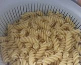 Foto del paso 2 de la receta: Fusilli con Carne de Cerdo y Vegetales a Mi Estilo!