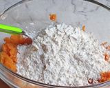 Foto langkah ke 2 dari resep Gnocchi Ubi Rambat.