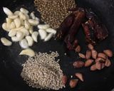 લસણ ની ચટણી (Garlic Chutney Recipe In Gujarati) રેસીપી સ્ટેપ1ફોટો