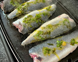 Foto del paso 2 de la receta: Lubina a la plancha
