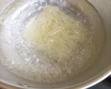 Foto langkah ke 1 dari resep Bihun Kuah Bakso Ikan.