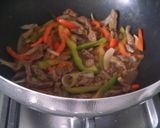 Foto del paso 5 de la receta: Pasta con bistec en tiras