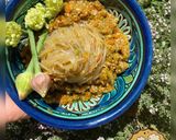 Foto del passaggio 2 della ricetta Spaghetti di soia piccanti ai fiori di aglione... quando la Toscana incontra l’Oriente