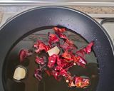 Foto del paso 2 de la receta: Arroz a banda de sepia y gambas