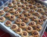 Foto langkah ke 4 dari resep Nutella Thumbprint Cookie.