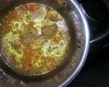 A picture of step 2 of Fried yam, shredded beef and scrambled eggs.