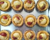 Foto langkah ke 8 dari resep Sus Buah Mini.