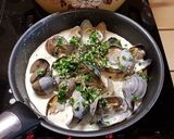 Foto del paso 3 de la receta: Espaguetis con almejas al ajillo