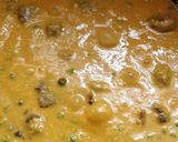 A picture of step 5 of Mushroom tikka Masala.
