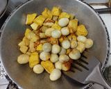 Foto langkah ke 3 dari resep #807. Semur KTT (Kentang, Tahu, Telur Puyuh).