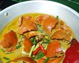 Foto langkah ke 4 dari resep Kare Rajungan / Kepiting khas Tuban.