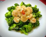 Foto langkah ke 4 dari resep Brokoli Udang Saus Tiram.