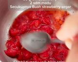 Foto langkah ke 4 dari resep Saffron Strawberry Chia Seed Pudding.