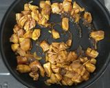 Foto langkah ke 3 dari resep Tumis ayam kecap.