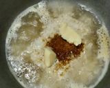 A picture of step 2 of Cheesy butter Maggi.