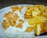 Foto del paso 5 de la receta Patatas fritas con huevos y ajos