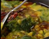 A picture of step 9 of Palak Dal (spinach-lentil soup).