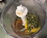 Une image de l'étape 2 de Sauce salade à l'huile de lin, ail et vinaigre de framboises.