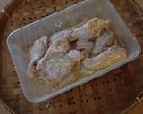 Foto langkah ke 5 dari resep Sayap Goreng Ketumbar.