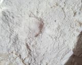 صورة لخطوة 2 من وصفة خبز الربيع على شكل وردة🌺