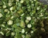 A picture of step 2 of Bhindi chicken ❤️.
