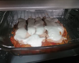 Foto del paso 2 de la receta: Salmón al horno gratinado con alioli y base de pisto