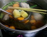 Foto langkah ke 3 dari resep Sop Ayam Klaten.