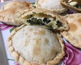 Foto del paso 3 de la receta: Empanadas de acelga plato volador