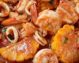 Foto langkah ke 1 dari resep Udang Cumi Saus Padang.