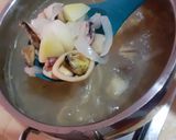 Foto del paso 3 de la receta: Salmón al horno con amor, más caldito de todo mariscos