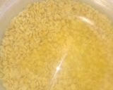 A picture of step 1 of Dal-Palak.