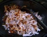 Foto langkah ke 3 dari resep Ayam Suwir Pedas.