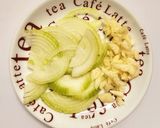 Foto langkah ke 1 dari resep Creamy Mala Fusion Pasta.