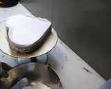 A picture of step 2 of Blood red heart shape cake.